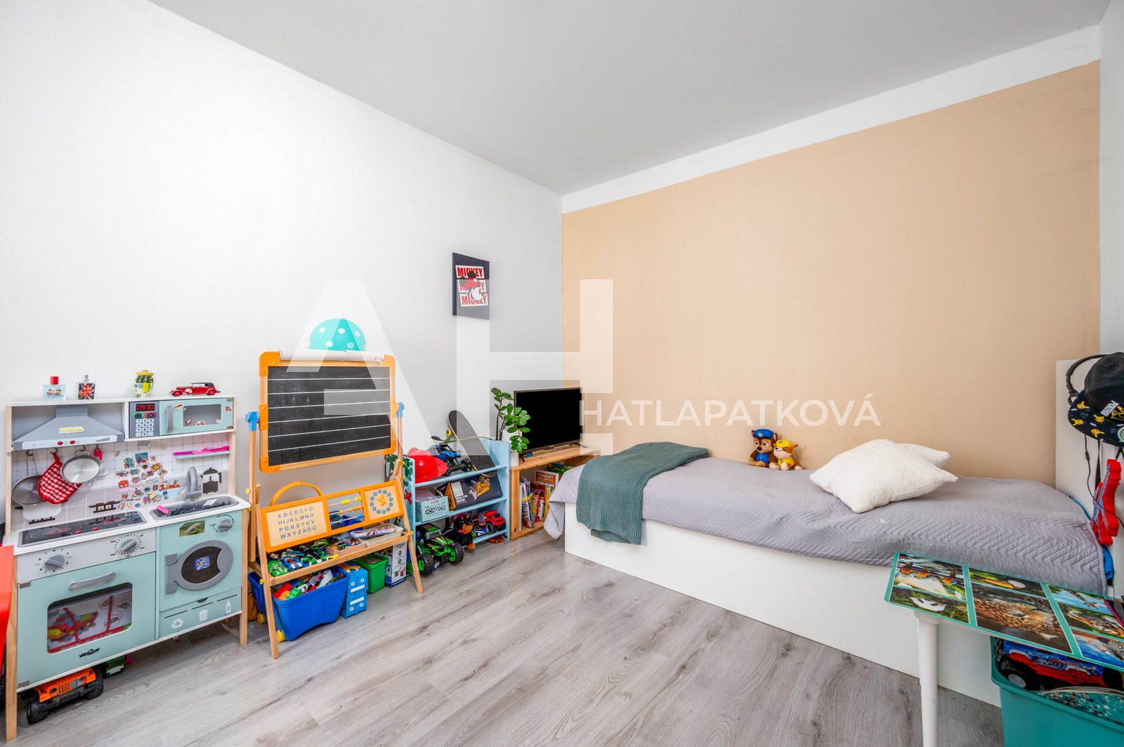 byt 3+1 - dětský pokoj II
