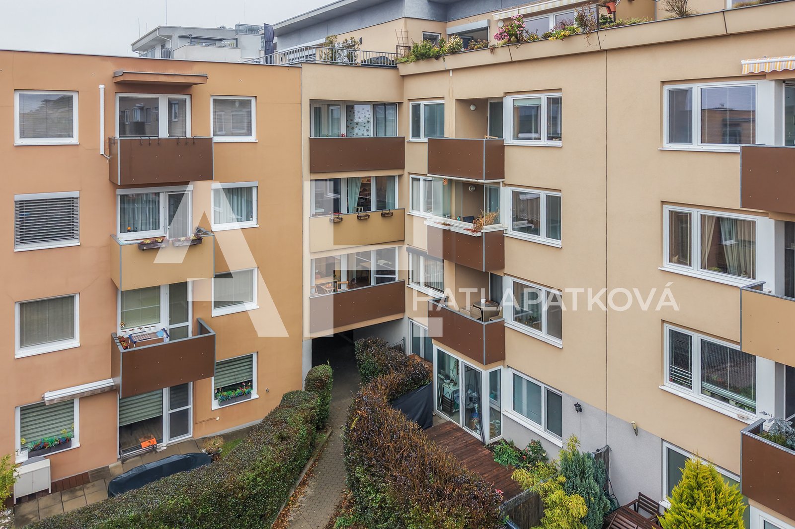 22_DJI_20251114111805_0077_D_FoceniBytu.cz