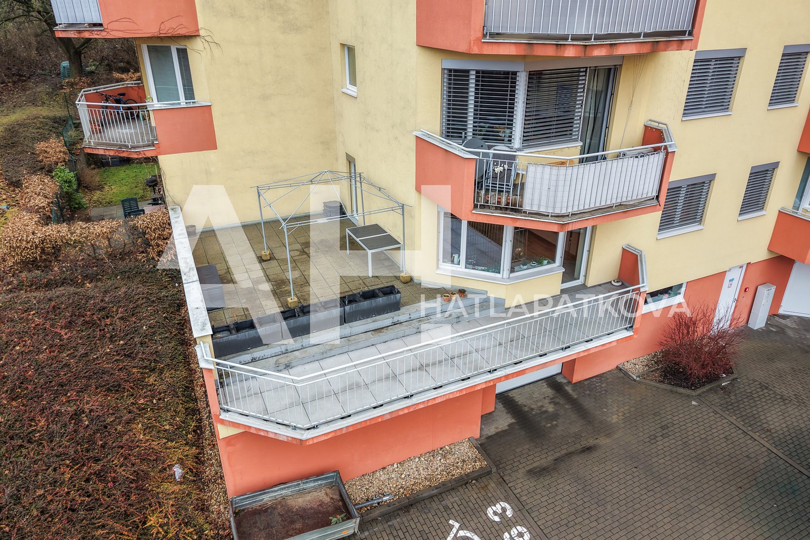 27_DJI_20260206120513_0149_D_FoceniBytu.cz